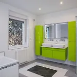 Solid Guest house