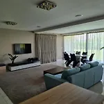 Guest house Solid