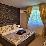 Guest house Solid